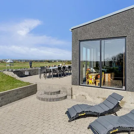 Holiday home Luxurious With Sauna And 5-person Outdoor -1018