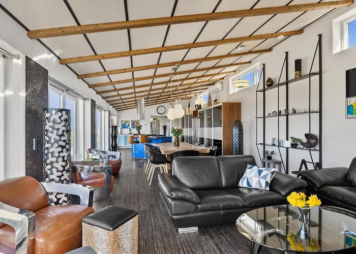 Luxurious With Sauna And 5-person Outdoor -1018