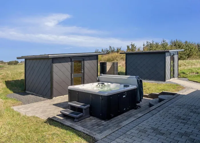 Luxurious With Sauna And 5-person Outdoor -1018 Holiday home *